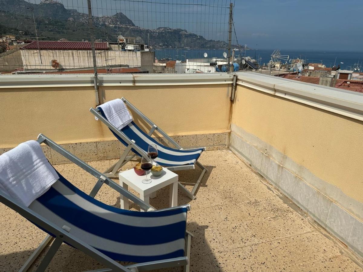 Attico Di Giggia Apartment Giardini Naxos Exterior photo